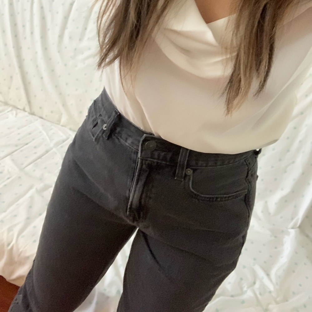 American Eagle Black Mom Jean